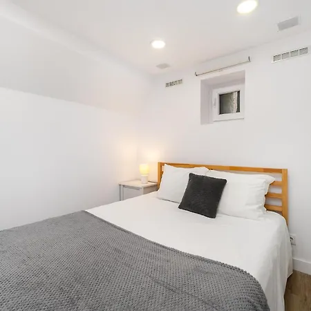 Charming Renovated Flat In Madragoa By Soulplaces 公寓