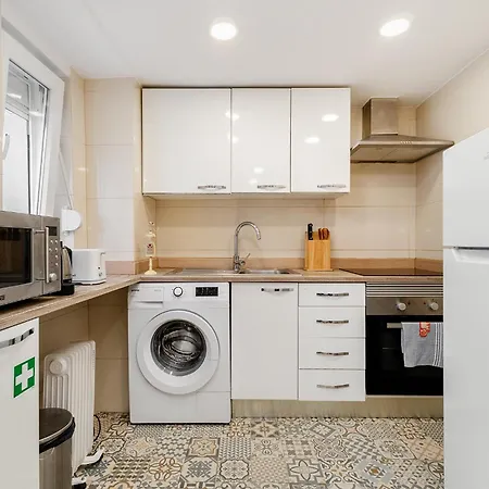 Charming Renovated Flat In Madragoa By Soulplaces *