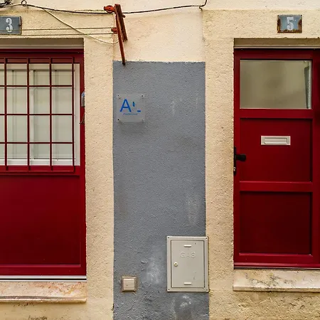 Διαμέρισμα Charming Renovated Flat In Madragoa By Soulplaces Lisboa