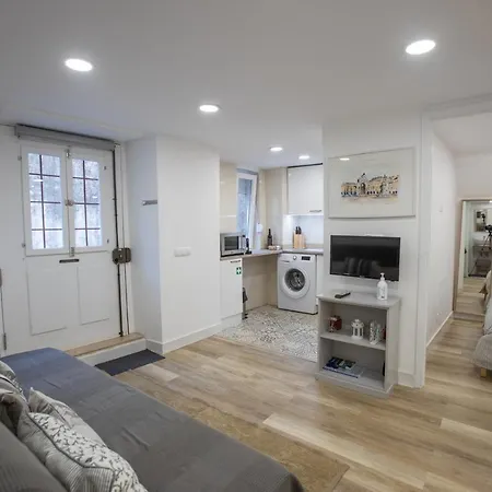 Charming Renovated Flat In Madragoa By Soulplaces 아파트 *