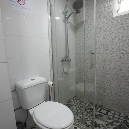 Charming Renovated Flat In Madragoa By Soulplaces *